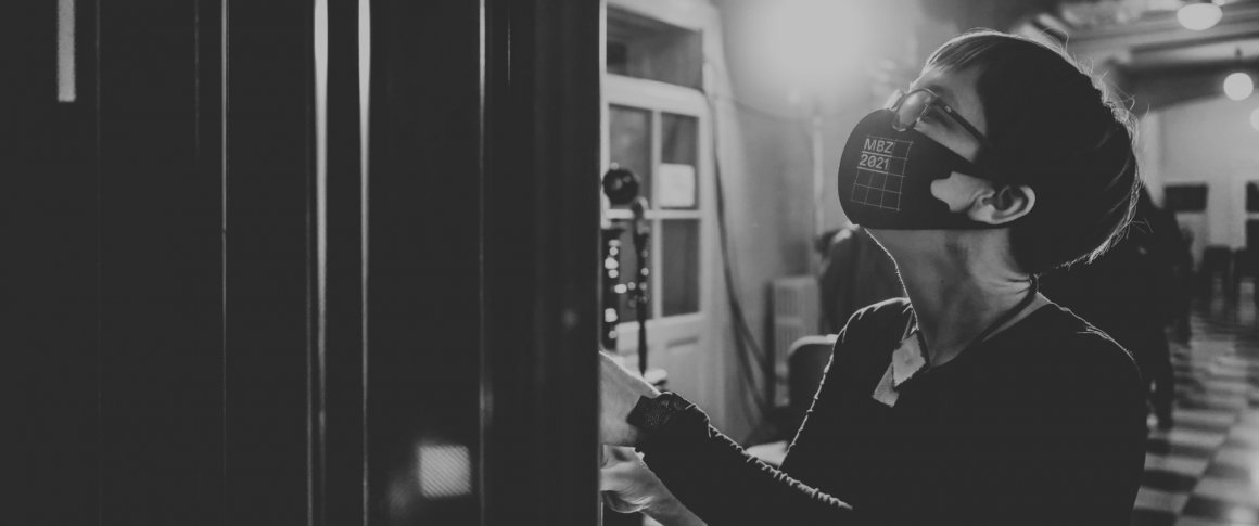  Ana Horvat  – Iva Ćurić: Keep Calm and Fidget On